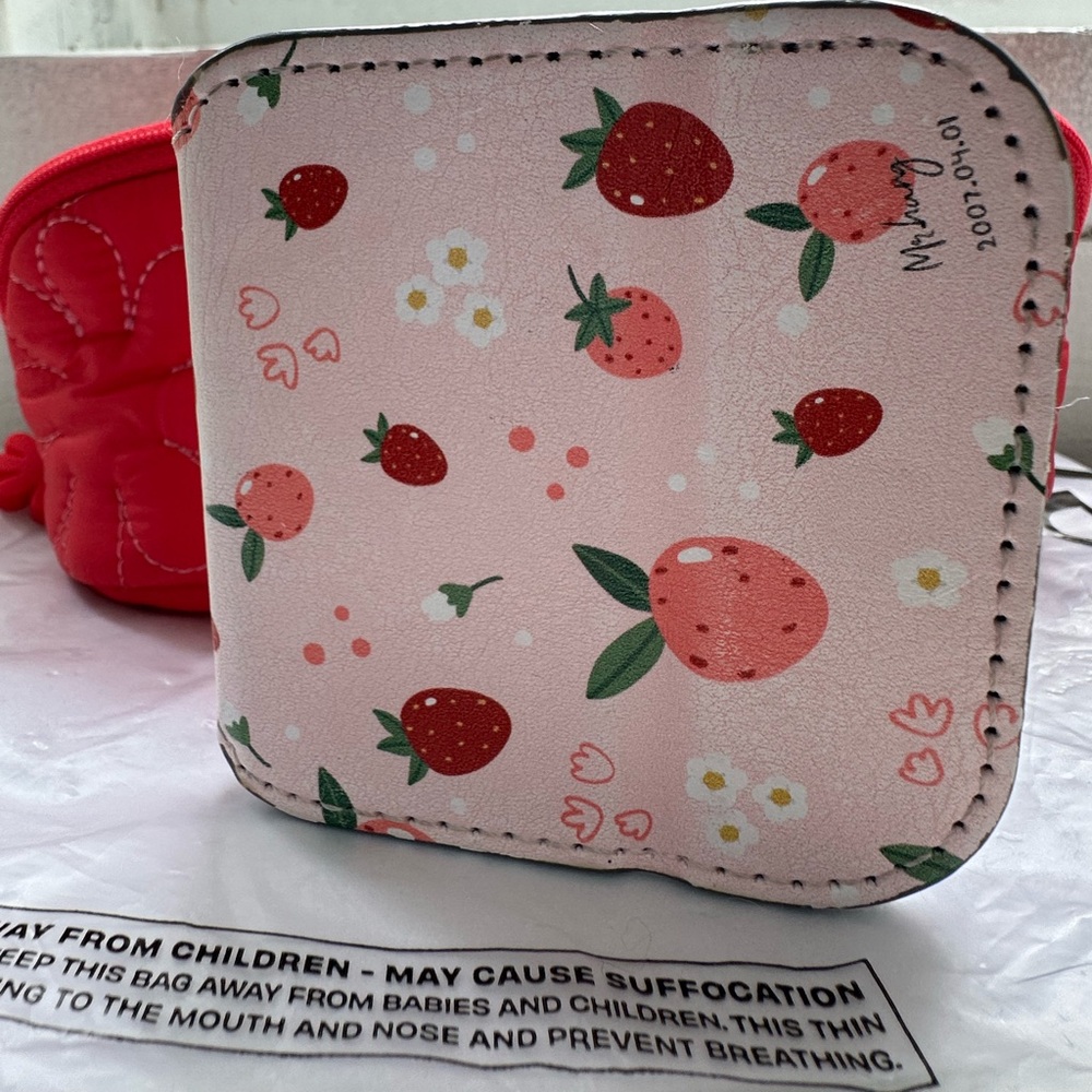Berry Delight - Picture 3 of 9